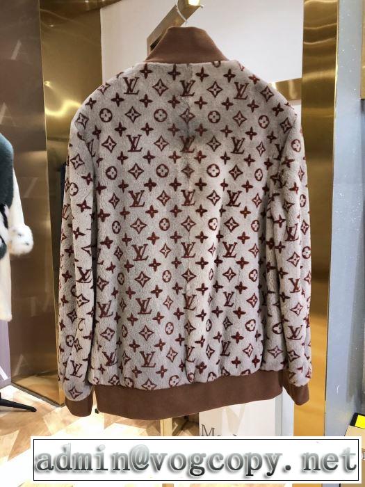 2019秋冬トレンドデザイン　ルイ ヴィトン LOUIS VUITTON　今年注目すべき秋冬ファッション　ハーフコート
