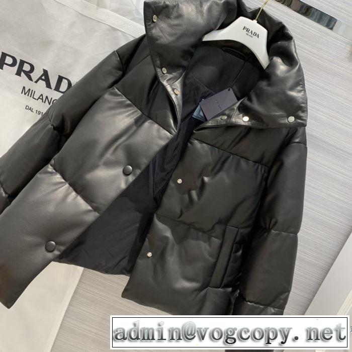 プラダ PRADA 最新秋冬トレンドをチェック！2019-20秋冬　ダウンジャケット　今年の流行りファション　2色可選　絶対おさえるべきカラーと最新