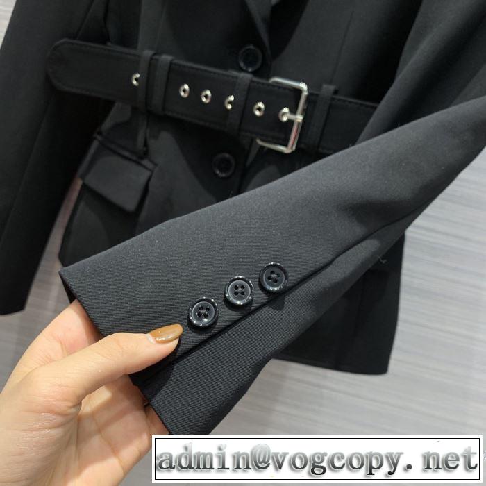 ハーフコート　秋にはやる最新作を先取り　プラダ 2019秋冬トレンドアイテム　PRADA さわやかに新品おすすめ　