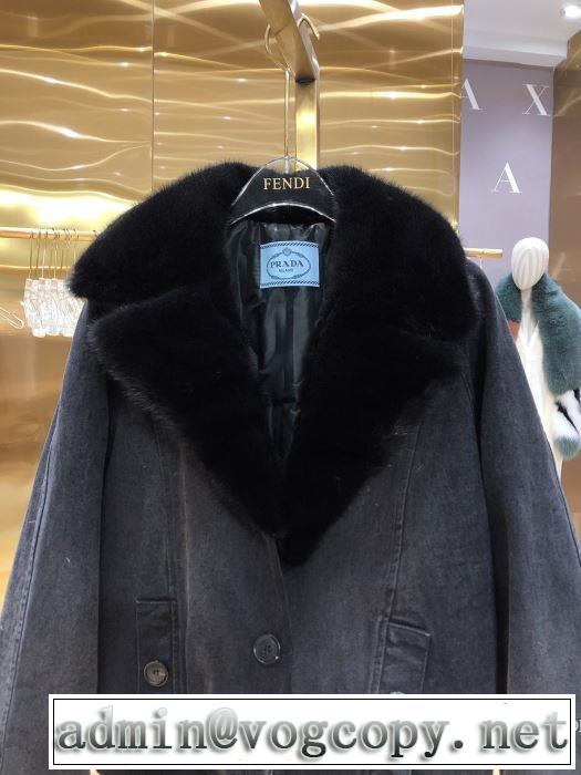 プラダヒットする秋冬コレクション　 PRADA 今年注目すべき秋冬ファッション　ブルゾン　2019トレンドアイテム激安