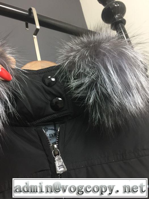 ダウンジャケット　大人かわいい秋冬コーデを楽しみ　プラダ PRADA　3色可選　2019秋のファッショントレンドはこれ