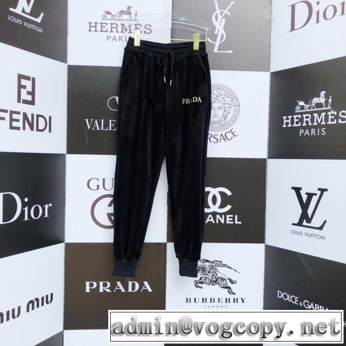 上下セット　秋ファションのトレンド　3色可選　2019秋に注目したい　プラダ PRADA　おしゃれさんはいち早く取り　