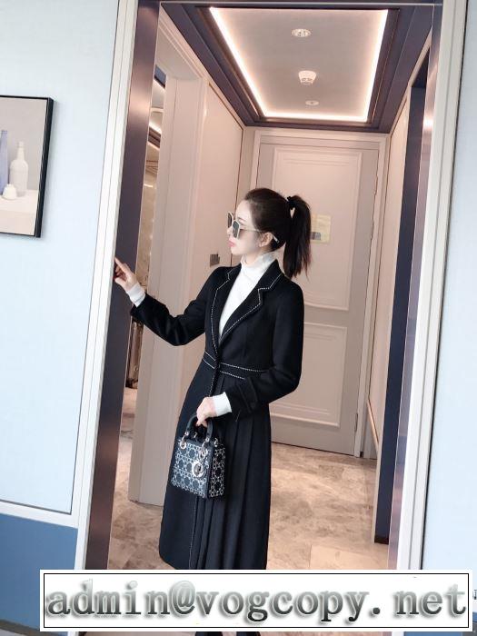 2019秋、イチオシ上品　プラダ 新作アイテムが今年流　PRADA　今シーズン注目のアイテム　コート秋こそ楽しめるアイテム