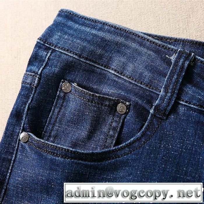 ARMANI ストレートデニムパンツ アルマーニ 2019年春夏のトレンドアイテム 抜け感スゴイ