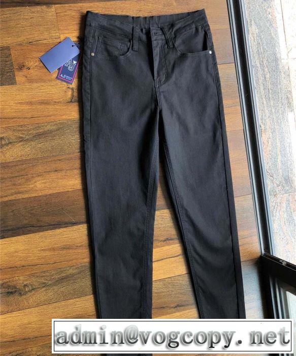 クラシカルな雰囲気  2019年最新ファッション  バーバリーコピー  アルマーニ ARMANI  きれいめ派に上質