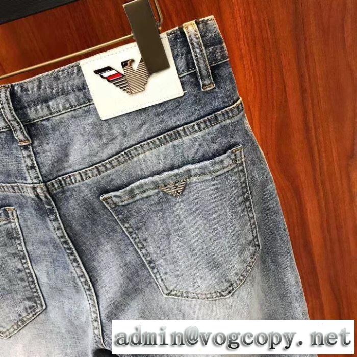 大人カジュアル夏ファッション2019 アルマーニ洗練された印象に ARMANI デニムパンツ オシャレアイテム