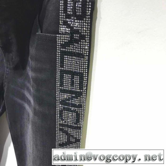 バレンシアガ BALENCIAGA デニムパンツ 2019春夏は人気定番 ブランドの話題の新作も！