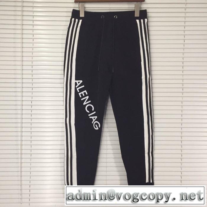 大人の可愛さを引き立て 2019年春夏流行ファッション バレンシアガ BALENCIAGA チノパン