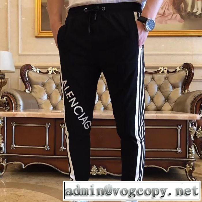 大人の可愛さを引き立て 2019年春夏流行ファッション バレンシアガ BALENCIAGA チノパン