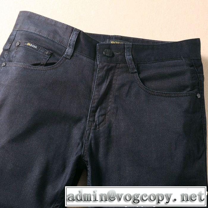 テーパードデニムパンツ ヒューゴボス HUGO BOSS 2019年春夏流行ファッション 派手すぎず