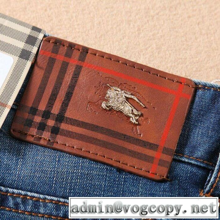 テーパードデニムパンツ バーバリー BURBERRY 2019春夏のトレンド新商品 夏先に大活躍する