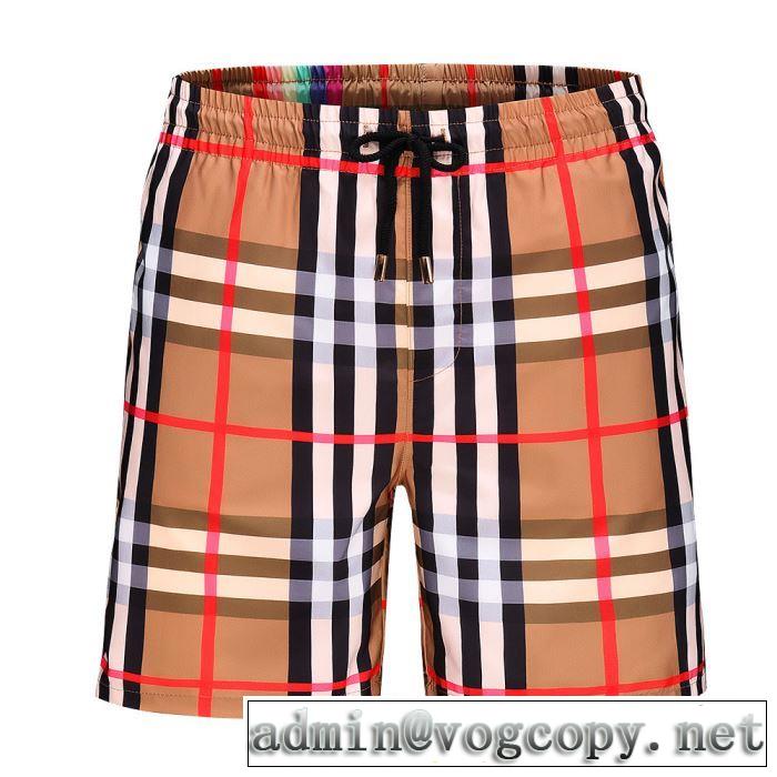 魅力的なカラー使い バーバリー BURBERRY ブランド ジーンズ 2019春夏のトレンド新商品