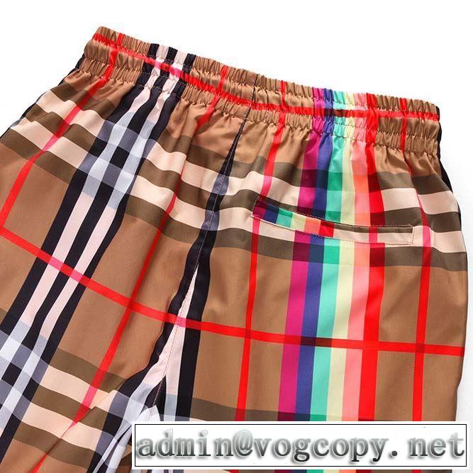 魅力的なカラー使い バーバリー BURBERRY ブランド ジーンズ 2019春夏のトレンド新商品