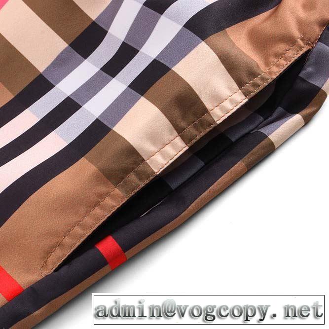魅力的なカラー使い バーバリー BURBERRY ブランド ジーンズ 2019春夏のトレンド新商品