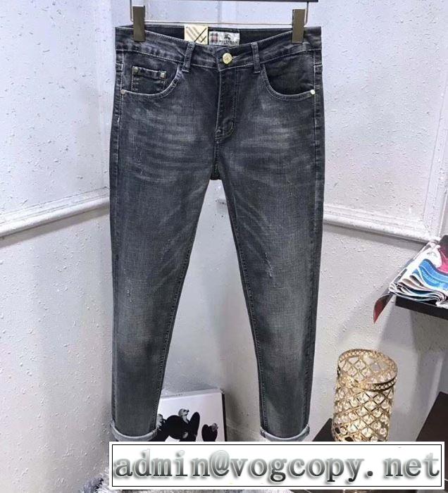 バーバリー BURBERRY ブランド ジーンズ   春夏のトレンドアイテム 春夏の流行り2019新品