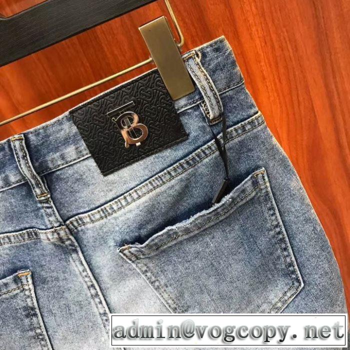 トレンド感があって涼しげ バーバリー BURBERRY  着回し力も抜群です！ ジーパン パンツ 2019SS