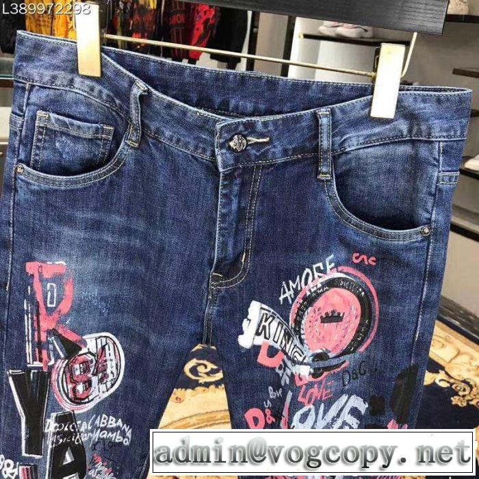デニムパンツ  今旬のシルエットバランス ドルチェ＆ガッバーナ Dolce&Gabbana 2019年最新ファッション