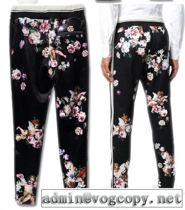 目を引く存在感抜群 ドルチェ＆ガッバーナ Dolce&Gabbana デニムパンツ  魅力的な今年らしい