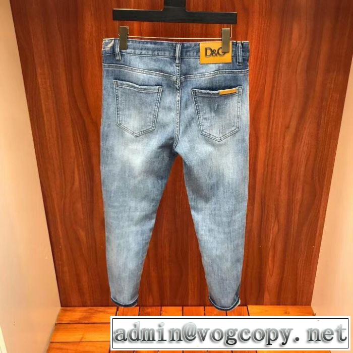 Dolce&Gabbana 夏に良く似合うちょっと新品  デニムパンツ  《2019年》今、注目のストリート ドルチェ＆ガッバーナ