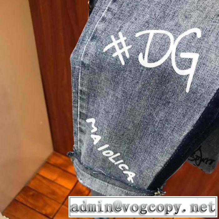 ドルチェ＆ガッバーナ今風の着こなし新品 Dolce&Gabbana 優しい雰囲気スタイリッシュに  デニムパンツ
