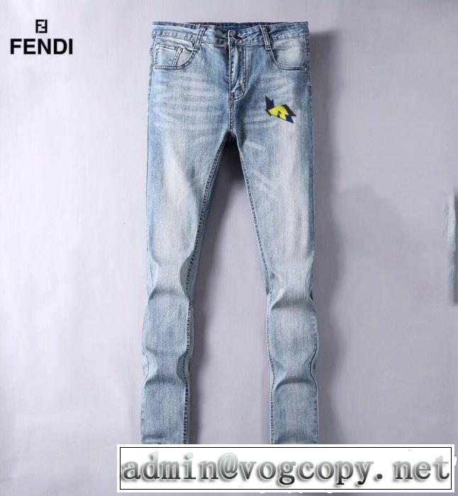 FENDI フェンディ ストレートデニムパンツ 2019夏色っぽさ きちんと感が抜群