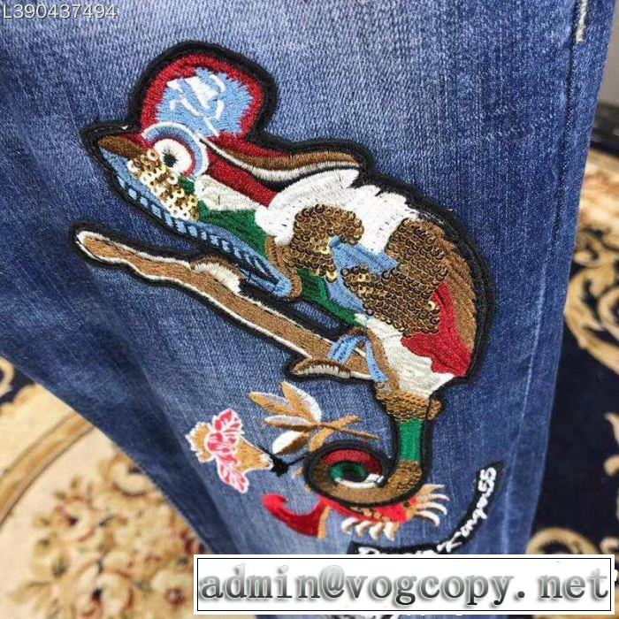 目を引く存在感抜群  モンクレール MONCLER魅力的な今年らしい  デニムパンツ 2019春夏の大注目トレンド