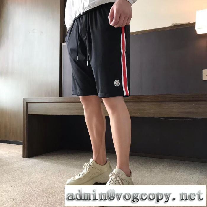 スエットパンツ  おしゃれな夏ファッション2019 モンクレール MONCLER  トレンドアイテムとして継続