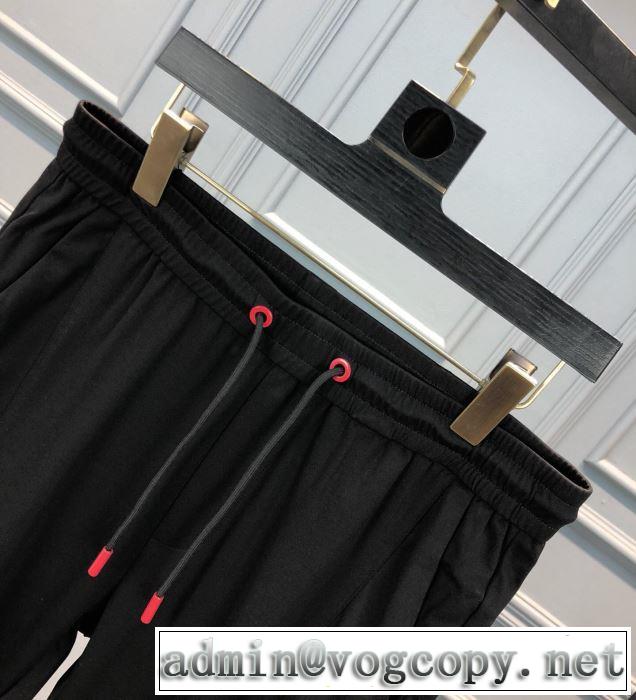 暑い今こそ活躍させたい！ トムブラウン THOM BROWNE デニムパンツ 【2019年】夏のファッション