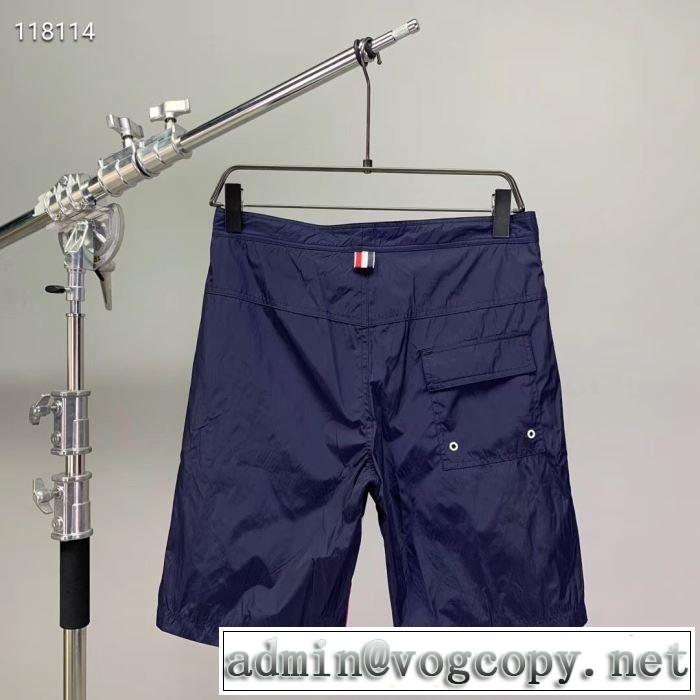 トムブラウン2019春夏は人気定番  THOM BROWNE スエットパンツ リラックス感のある着こなし
