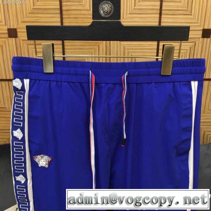 る春夏おすすめの人気商品 ヴェルサーチVERSACE デニムパンツ 2019春夏の大注目トレンド