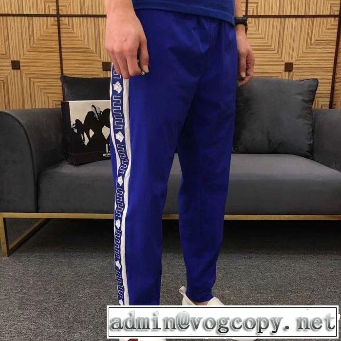 る春夏おすすめの人気商品 ヴェルサーチVERSACE デニムパンツ 2019春夏の大注目トレンド