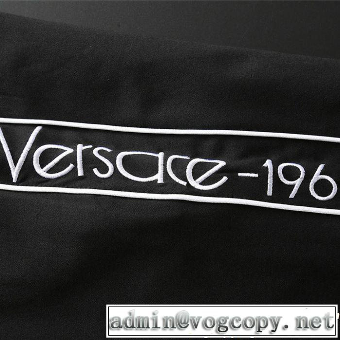 チノパン 2019春夏も引き続き人気セール ヴェルサーチVERSACE すっきりした印象に オシャレアイテム