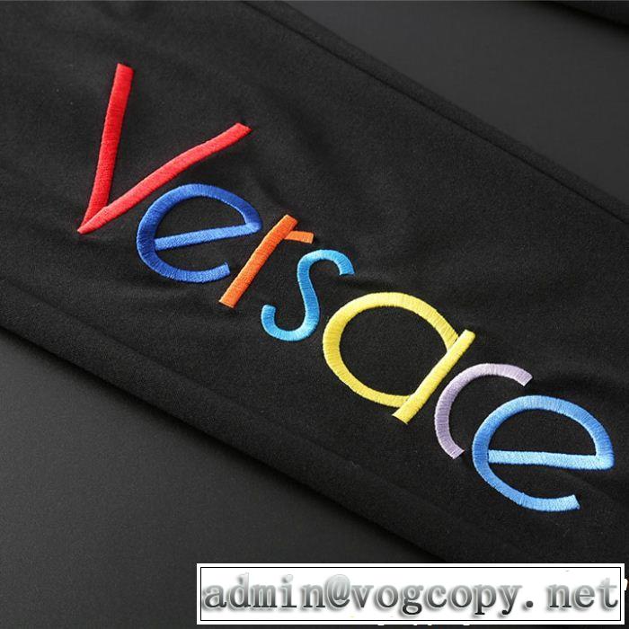 夏おすすめ人気ブランドアイテム ヴェルサーチVERSACE チノパン 2019年最新ファッション