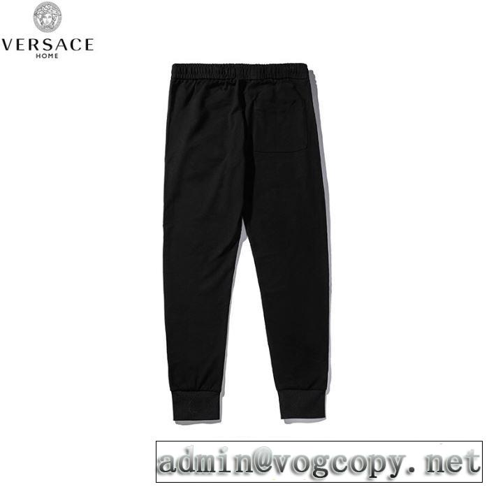 ヴェルサーチ《2019年》今、注目のストリート VERSACE 人気夏ファションおすすめ スエットパンツ