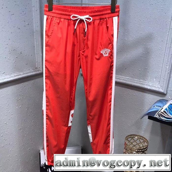 ヴェルサーチさわやか夏スタイル新品 VERSACE スエットパンツ 2019年春夏シーズンの人気