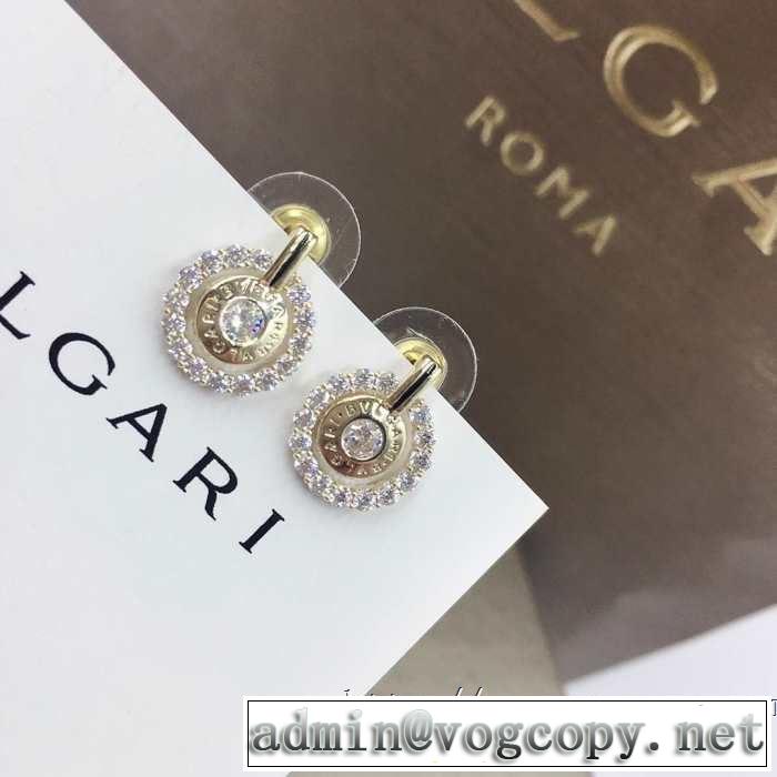 ピアス  オススメしたい最新注目ファション ブルガリ BVLGARI おすすめ大人かわいい着こなし  2色可選
