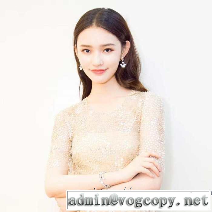 春夏のトレンドアイテム 2色可選 ブルガリ 春夏の流行り2019新品 上品な涼やかさある印象に BVLGARI ピアス