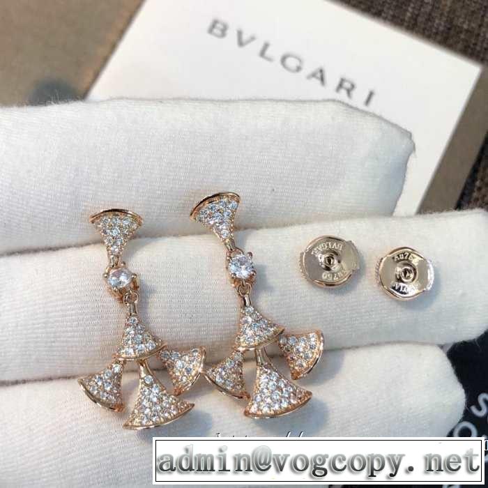 大人の可愛さを引き立て ブルガリ BVLGARI 大人カジュアル夏ファッション2019 ピアス 甘過ぎず大人な印象に 2色可選