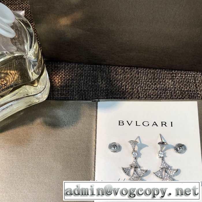 大人の可愛さを引き立て ブルガリ BVLGARI 大人カジュアル夏ファッション2019 ピアス 甘過ぎず大人な印象に 2色可選