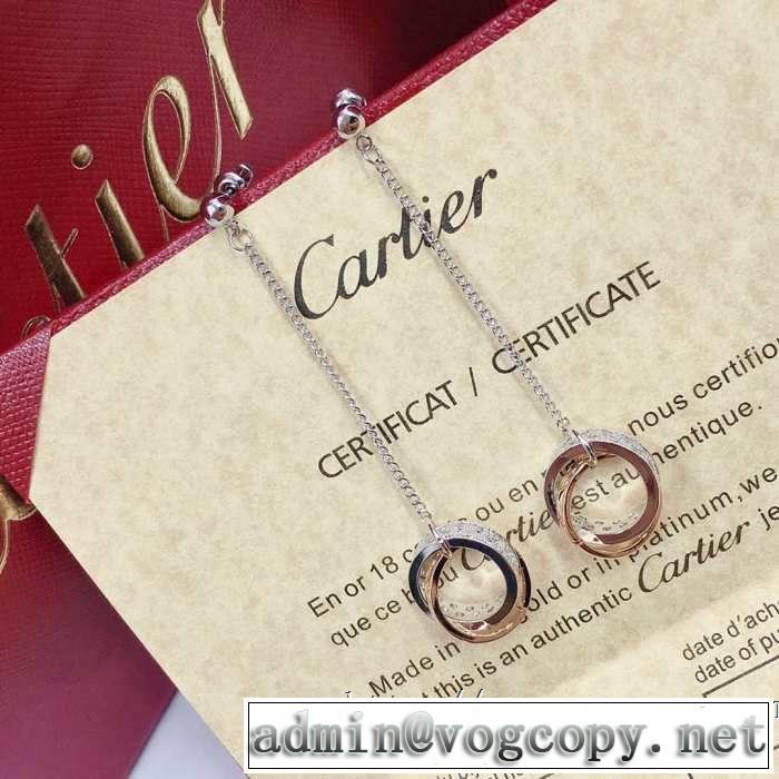 カルティエ CARTIER 優しい雰囲気スタイリッシュに ピアス 【2019年】夏のファッション 今季流行りの人気新作