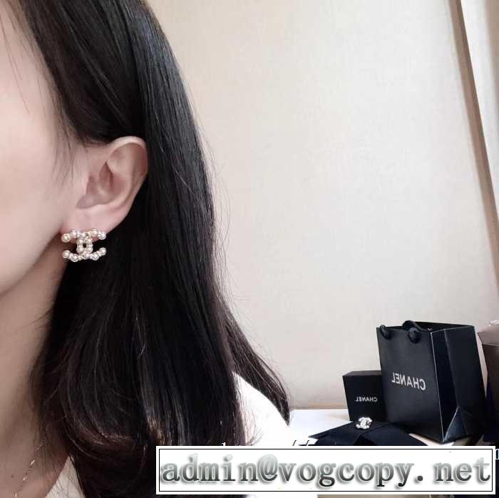 2019夏色っぽさ CH 夏の王道　適度な上品さ CH オシャレアイテム ピアス おしゃれデザインも大人気