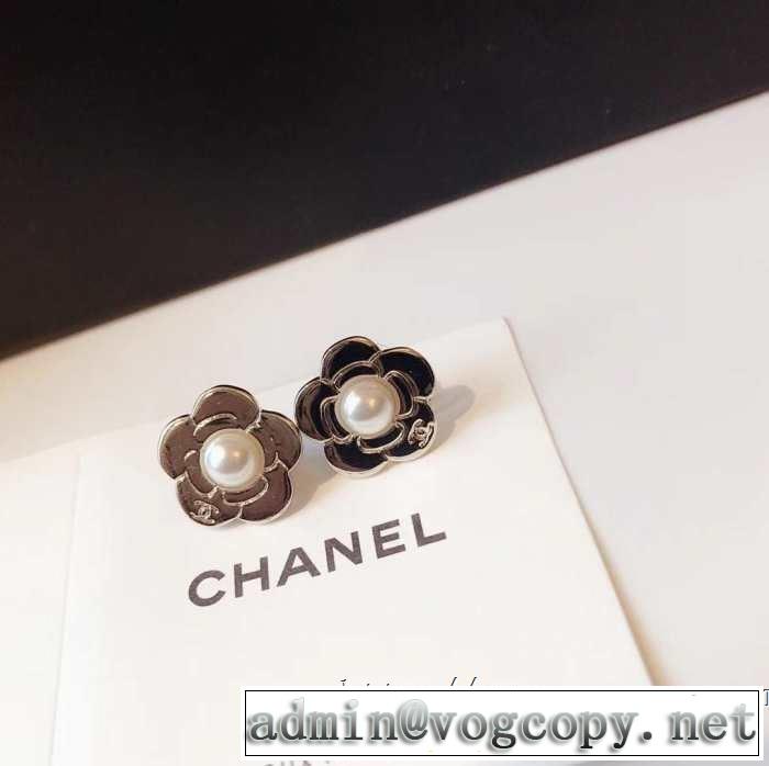 ピアス オススメしたい最新注目ファション CH CH 2019春夏人気トレンドアイテム 春夏らしい華やか