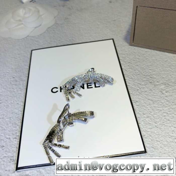 ピアス 夏大人気のアイテム CH 2019春夏のトレンド新商品 CH  人気夏ファションおすすめ