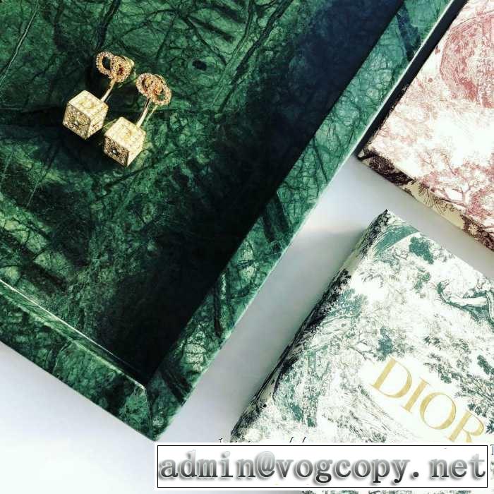 ピアス トレンド感があって涼しげ ディオール 2019年夏の一押しファッションアイテム DIOR 夏ファッションのおすすめ