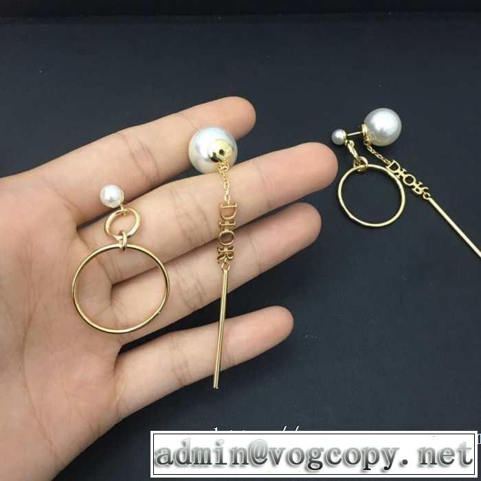 2019春夏も引き続きトレンド ピアス 今期注目のブランドトレンド ディオール DIOR 大人のカジュアルスタイル