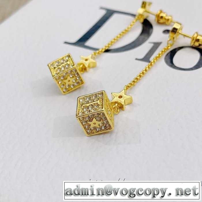 人気ストリートブランド新品 ディオール 柔らかい印象に上質 DIOR 2色可選 【2019春夏】最新コレクション ピアス