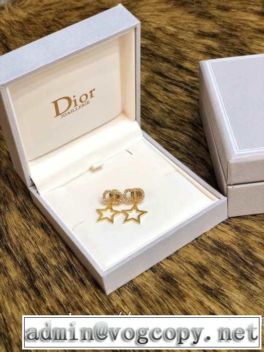暑い今こそ活躍させたい！ディオール透け感新作がイチ推しDIOR 2019SSのトレンド商品 ピアス 夏大人気のアイテム