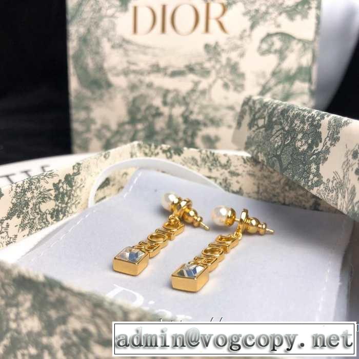 ディオール DIOR 夏っぽさ新作アイテム 2019春夏トレンドアイテム ピアス 今流行りの最新コレクション