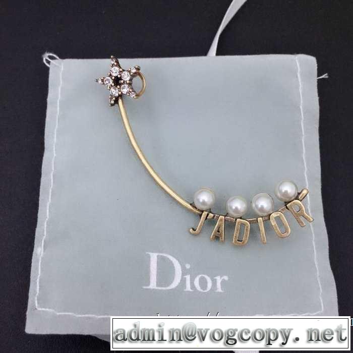 グッと大人っぽい印象に ディオール DIOR 2019年の夏のマスト ピアス ぐっと鮮度がアップ 