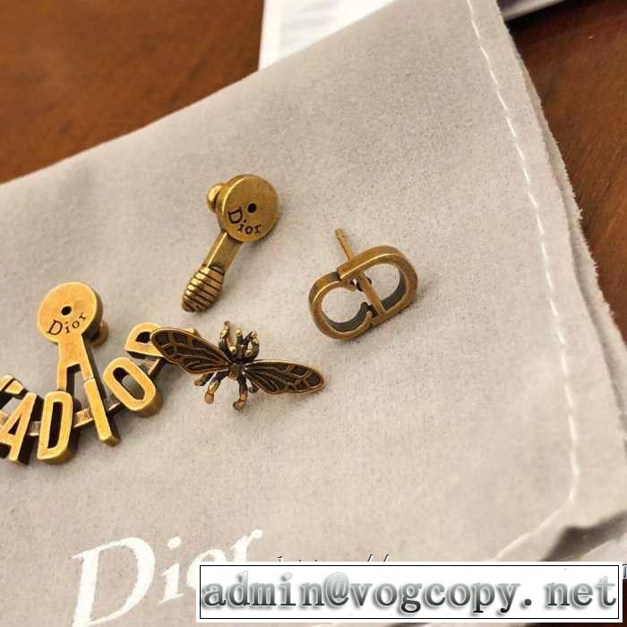 ピアス スタイルUPして着こなす ディオール2019年春夏のトレンドアイテム  DIOR おしゃれな大人の着こなし